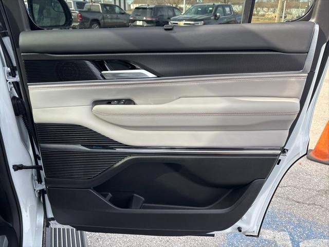 2026 Jeep Grand Wagoneer Summit Obsidian 4x4