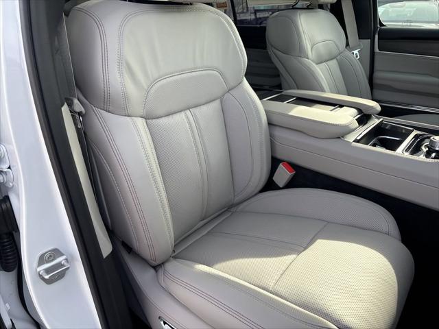 2026 Jeep Grand Wagoneer Summit Obsidian 4x4