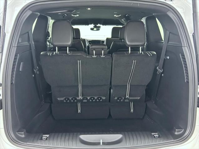 2026 Chrysler Pacifica Select AWD