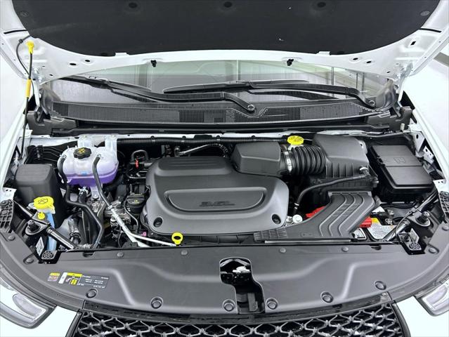 2026 Chrysler Pacifica Select AWD