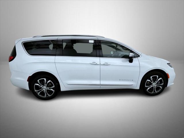 2026 Chrysler Pacifica Pinnacle AWD