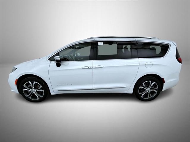 2026 Chrysler Pacifica Pinnacle AWD