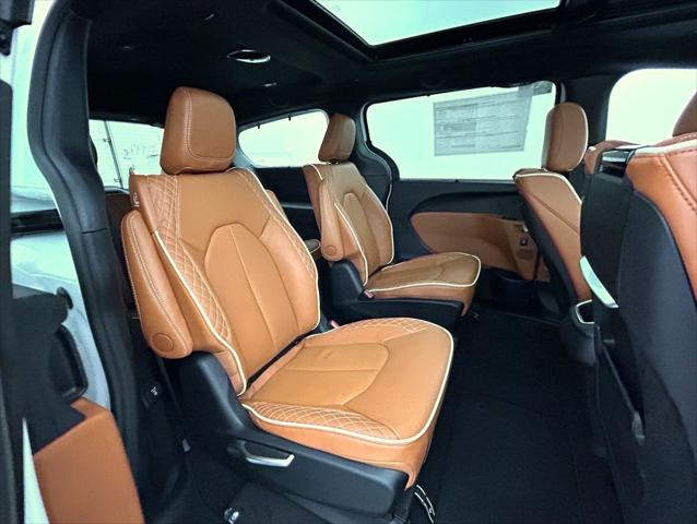 2026 Chrysler Pacifica Pinnacle AWD