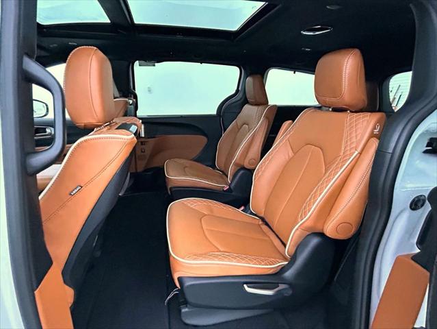 2026 Chrysler Pacifica Pinnacle AWD