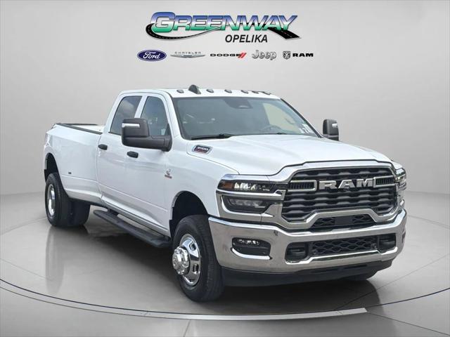 2026 RAM Ram 3500 RAM 3500 TRADESMAN CREW CAB 4X4 8 BOX