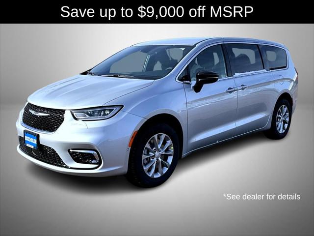 2026 Chrysler Pacifica Select AWD for sale in Sioux City, IA