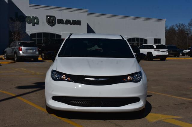 2026 Chrysler Voyager VOYAGER LX