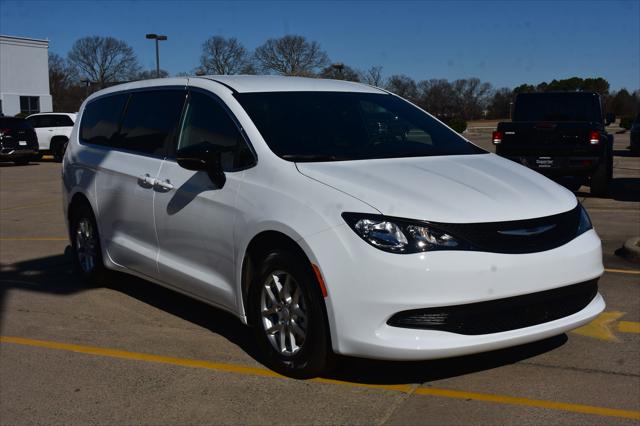 2026 Chrysler Voyager VOYAGER LX