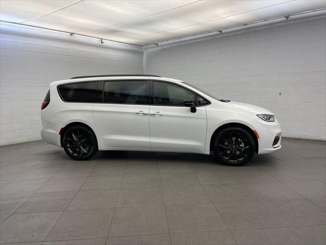 2026 Chrysler Pacifica PACIFICA SELECT 2026 Chrysler Pacifica PACIFICA SELECT