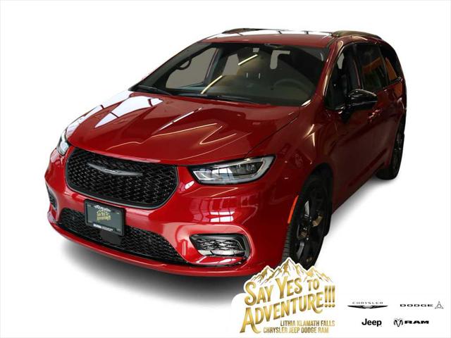 2026 Chrysler Pacifica PACIFICA SELECT AWD