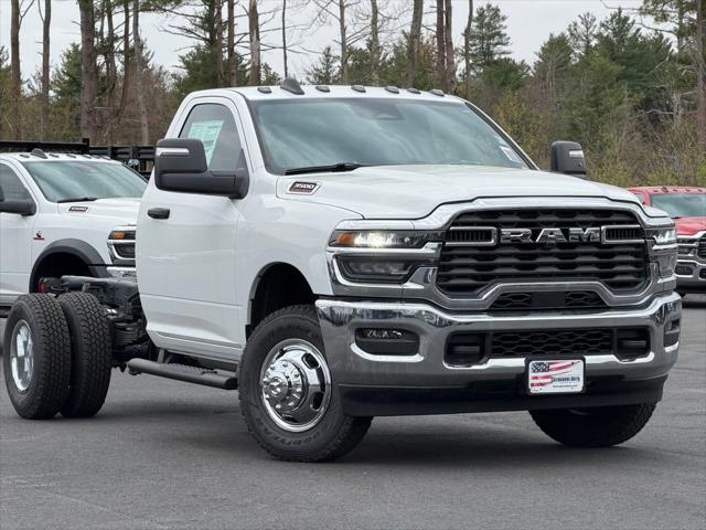 2026 RAM Ram 3500 Chassis Cab RAM 3500 TRADESMAN CHASSIS REGULAR CAB 4X4 60 CA