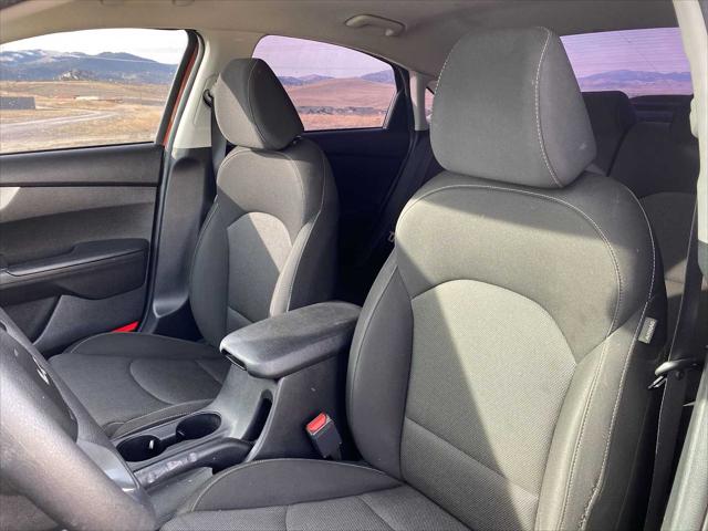 2023 Kia Forte LXS