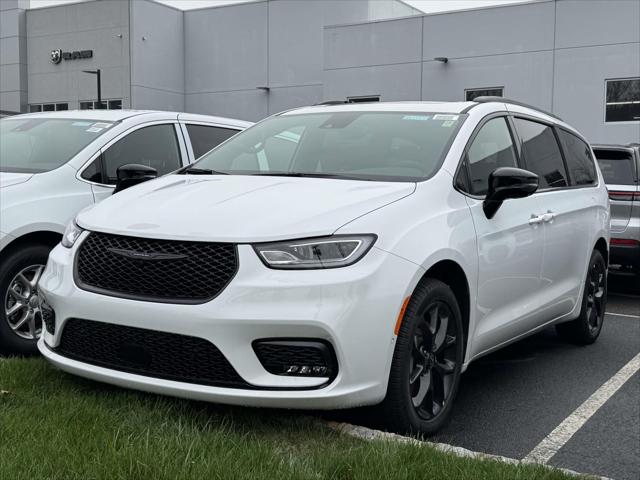 2026 Chrysler Pacifica PACIFICA LIMITED AWD