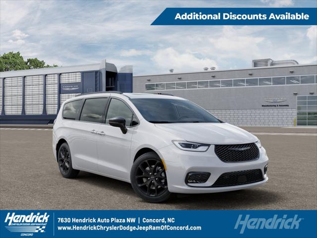 2026 Chrysler Pacifica Limited AWD for sale in Concord, NC