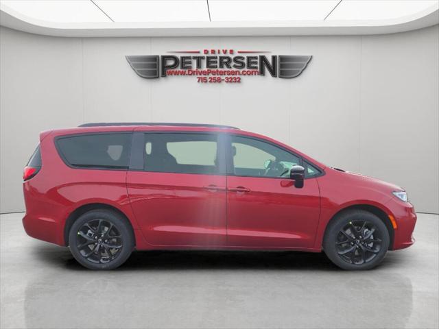 2026 Chrysler Pacifica PACIFICA SELECT AWD