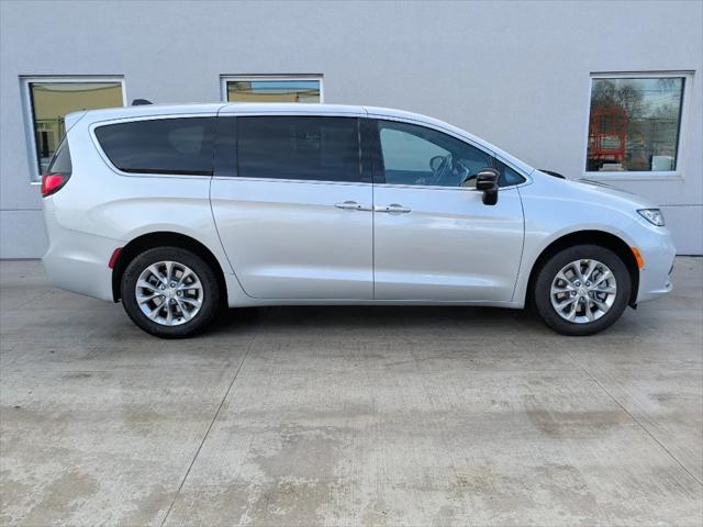 2026 Chrysler Pacifica PACIFICA LIMITED AWD