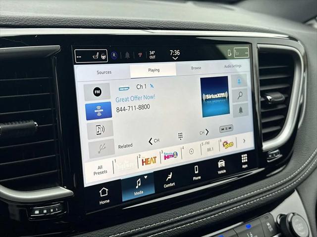 2026 Chrysler Pacifica PACIFICA SELECT AWD
