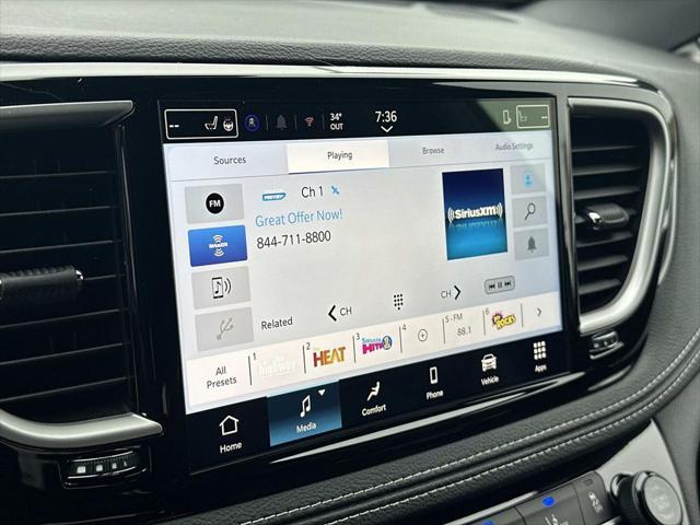 2026 Chrysler Pacifica PACIFICA SELECT AWD