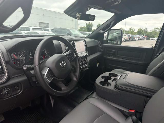 2026 RAM 2500 RAM 2500 TRADESMAN CREW CAB 4X4 64 BOX