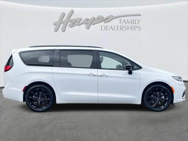 2026 Chrysler Pacifica PACIFICA LIMITED