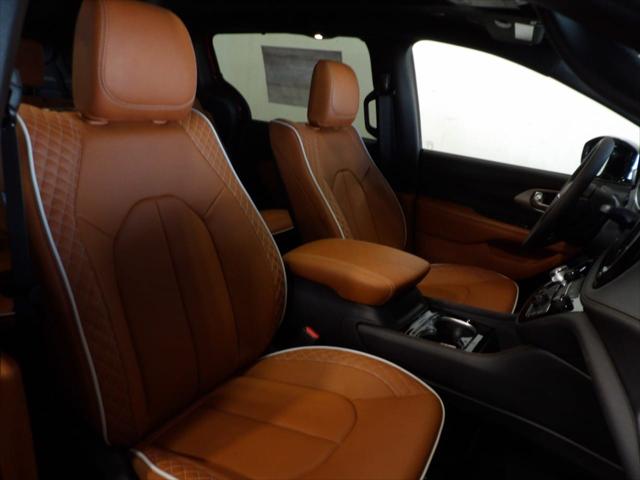 2026 Chrysler Pacifica Pinnacle AWD
