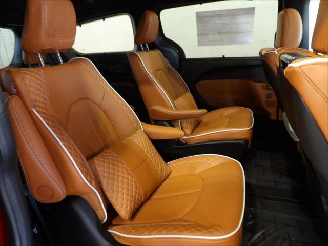 2026 Chrysler Pacifica Pinnacle AWD