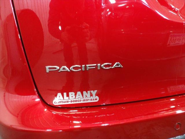 2026 Chrysler Pacifica Pinnacle AWD