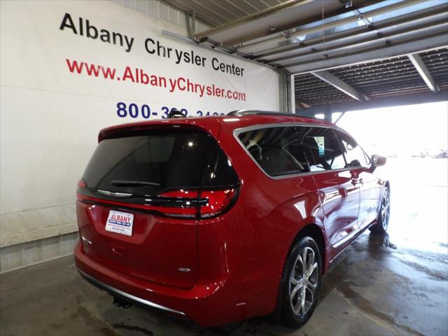 2026 Chrysler Pacifica Pinnacle AWD