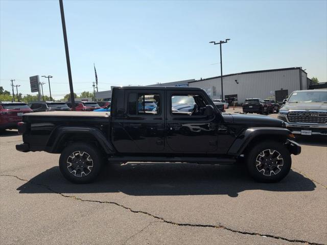 2026 Jeep Gladiator GLADIATOR SAHARA 4X4 2026 Jeep Gladiator GLADIATOR SAHARA 4X4