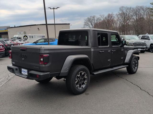 2026 Jeep Gladiator GLADIATOR SAHARA 4X4