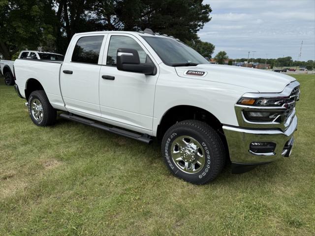 2026 RAM 2500 RAM 2500 TRADESMAN CREW CAB 4X4 64 BOX