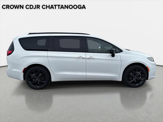 2026 Chrysler Pacifica PACIFICA LIMITED AWD