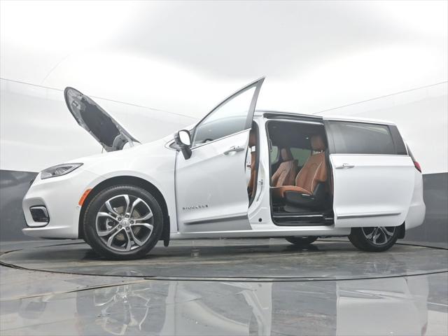 2026 Chrysler Pacifica Pinnacle
