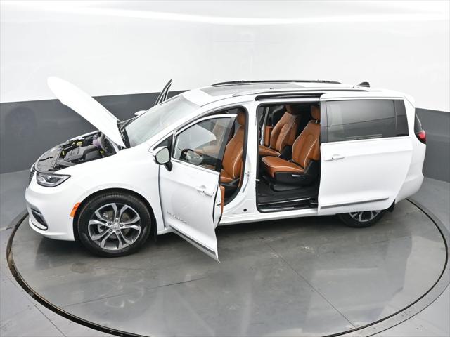 2026 Chrysler Pacifica Pinnacle