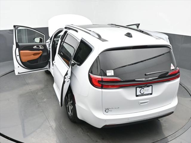 2026 Chrysler Pacifica Pinnacle