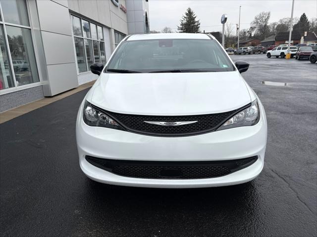 2026 Chrysler Voyager VOYAGER LX