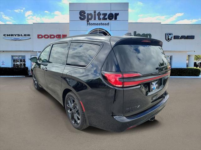 2026 Chrysler Pacifica PACIFICA LIMITED