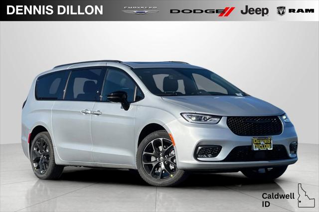2026 Chrysler Pacifica PACIFICA LIMITED AWD
