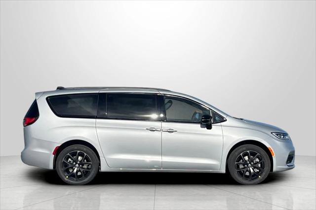2026 Chrysler Pacifica PACIFICA LIMITED AWD
