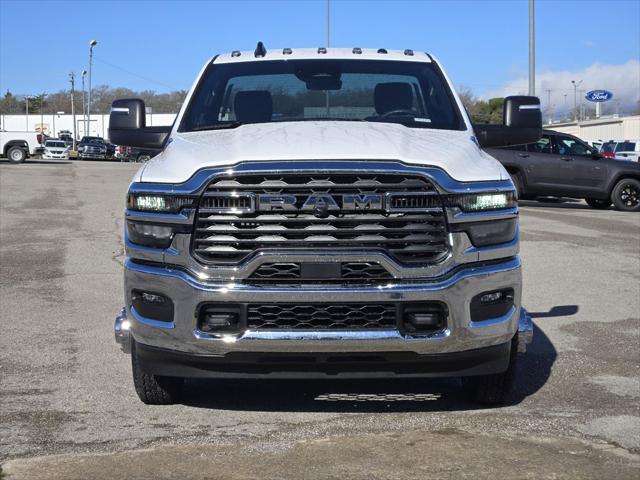 2026 RAM Ram 3500 Chassis Cab RAM 3500 TRADESMAN CHASSIS REGULAR CAB 4X4 60 CA
