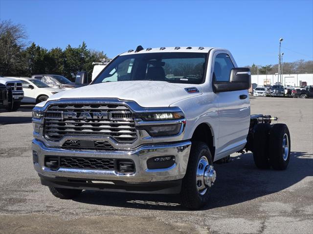 2026 RAM Ram 3500 Chassis Cab RAM 3500 TRADESMAN CHASSIS REGULAR CAB 4X4 60 CA
