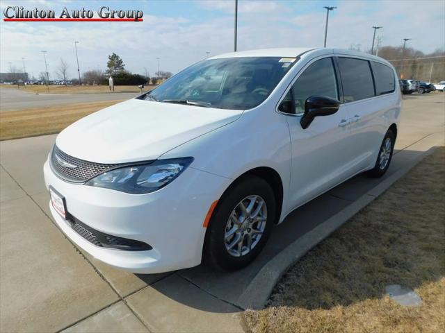 2026 Chrysler Voyager VOYAGER LX