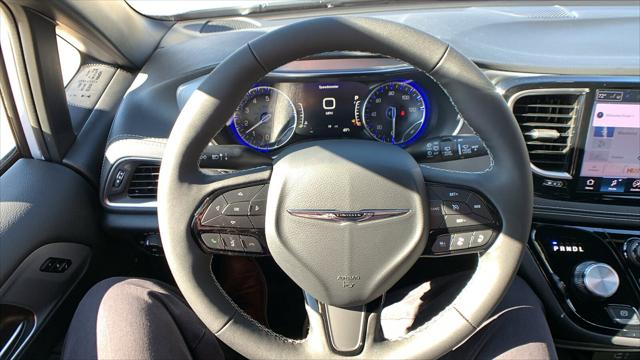 2026 Chrysler Pacifica Limited AWD
