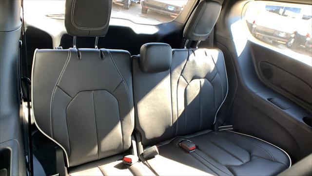 2026 Chrysler Pacifica Limited AWD