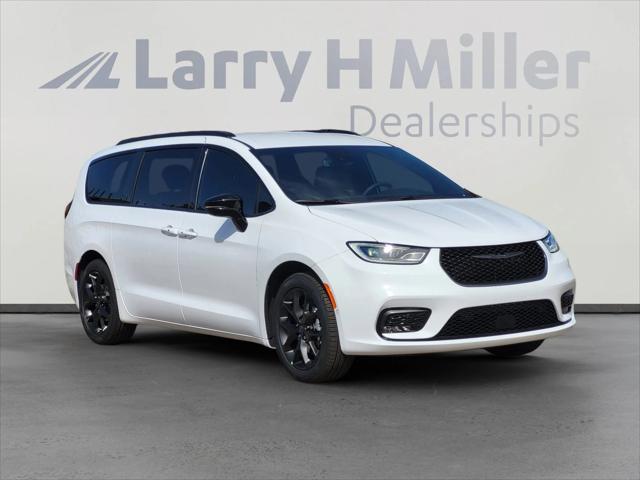 2026 Chrysler Pacifica PACIFICA SELECT