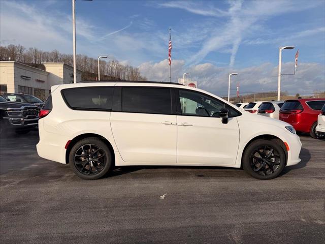 2026 Chrysler Pacifica PACIFICA SELECT AWD 2026 Chrysler Pacifica PACIFICA SELECT AWD