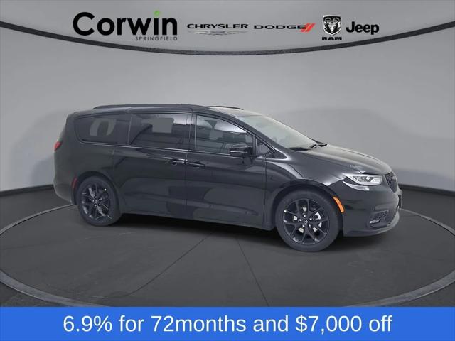 2026 Chrysler Pacifica Select for sale in Springfield, MO