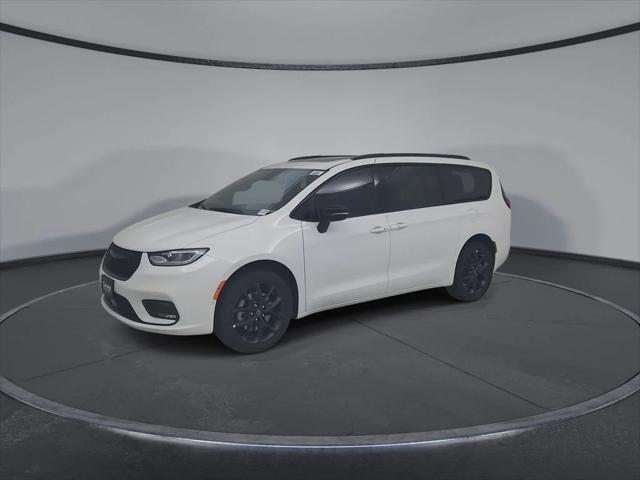 2026 Chrysler Pacifica Limited AWD
