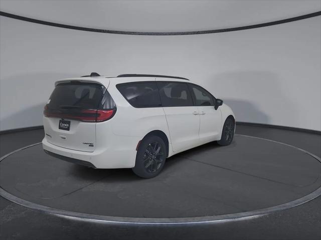 2026 Chrysler Pacifica Limited AWD