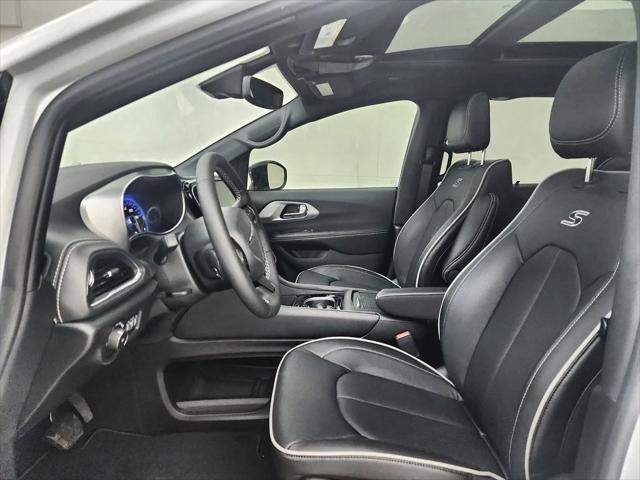 2026 Chrysler Pacifica Limited AWD
